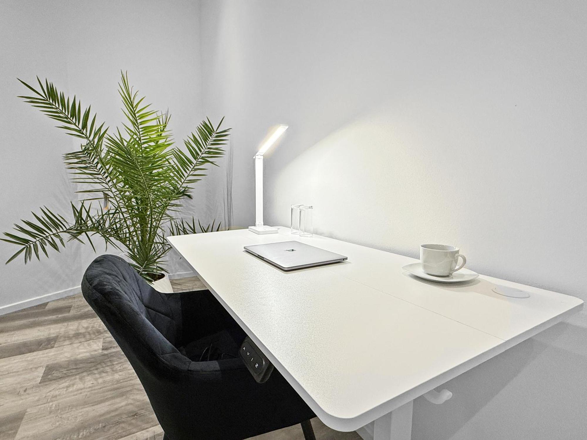 Apartment Premium Mit Balkon Und 3 Br Hannover