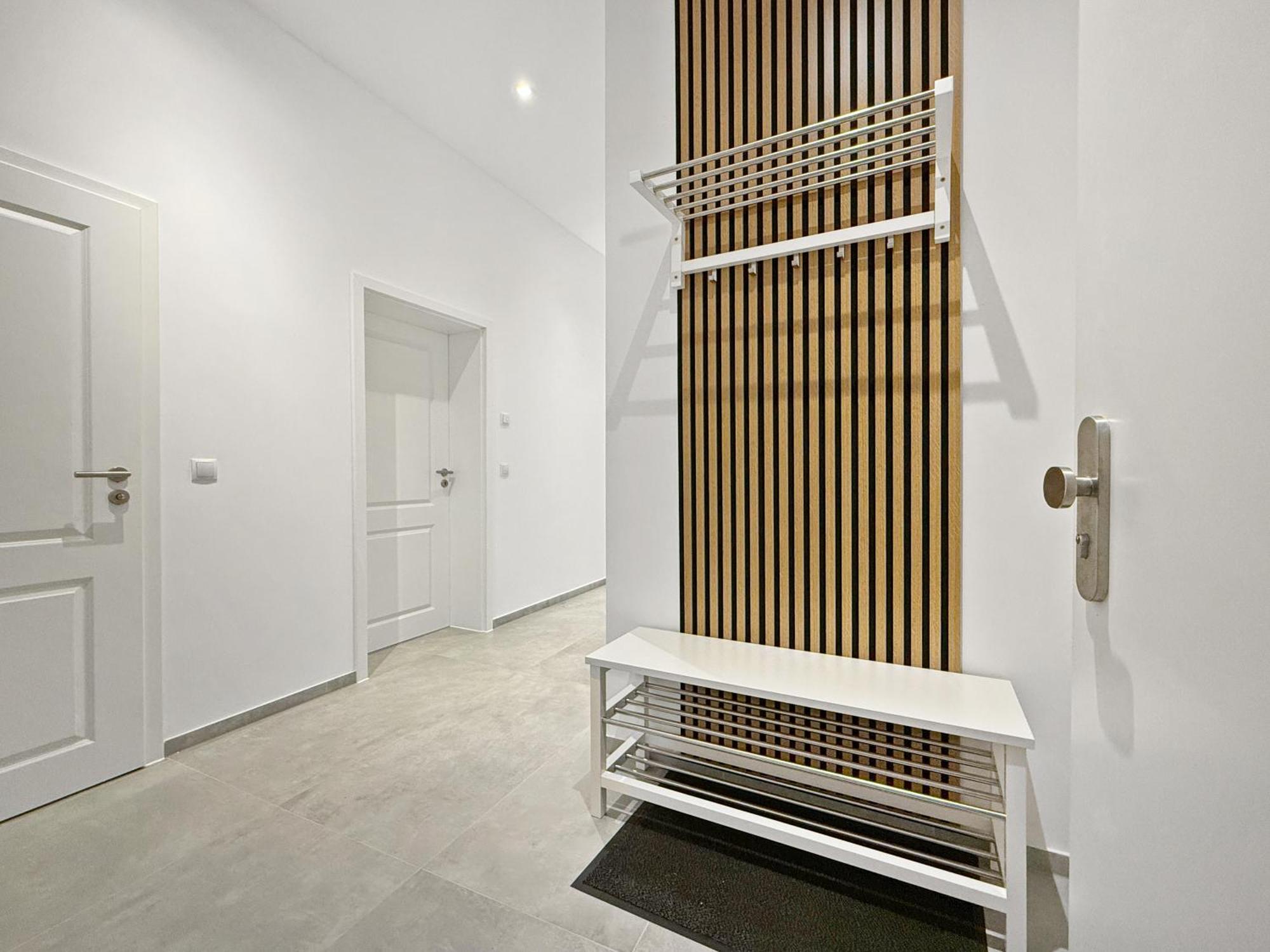 Premium Mit Balkon Und 3 Br Apartment Hannover
